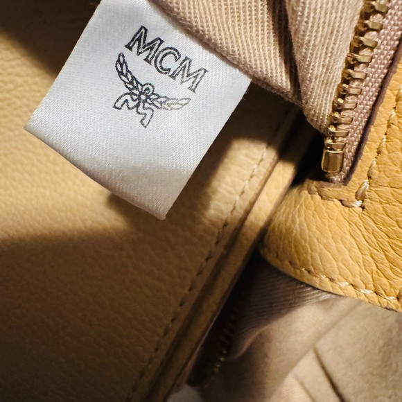 MCM Women's Gold and Cream Tote Bag - Picture 6 of 7